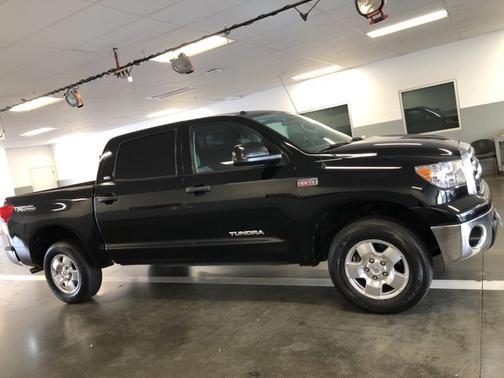 2011 Toyota Tundra Grade