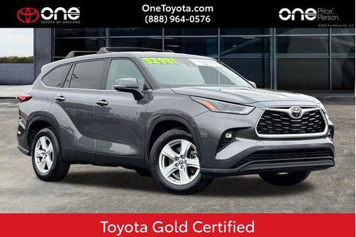 2023 Toyota Highlander LE