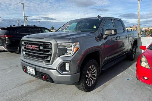 2021 GMC Sierra 1500 AT4