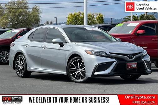 2024 Toyota Camry SE