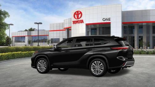 2026 Toyota Highlander Hybrid Platinum