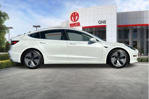 2019 Tesla Model 3 Long Range