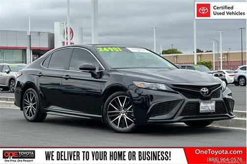 2023 Toyota Camry SE