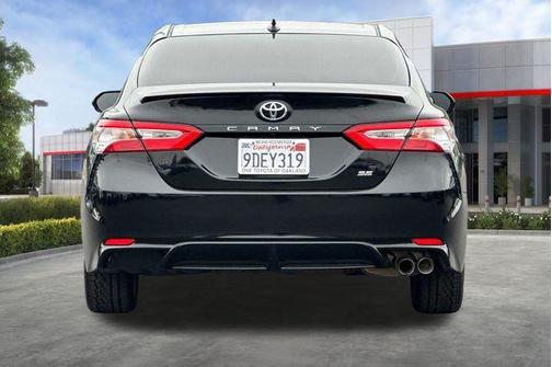 Midnight Black Metallic 2020 Toyota Camry SE
