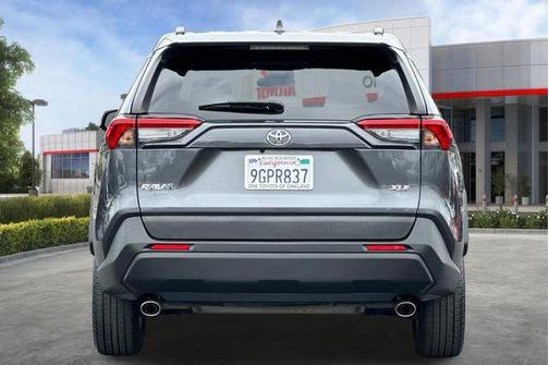 Magnetic Gray Metallic 2021 Toyota RAV4 XLE