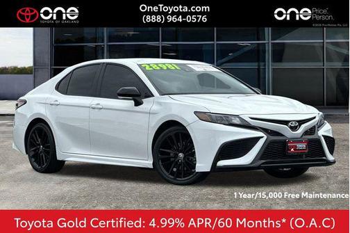 2024 Toyota Camry SE