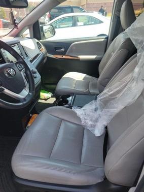 2020 Toyota Sienna Limited Premium