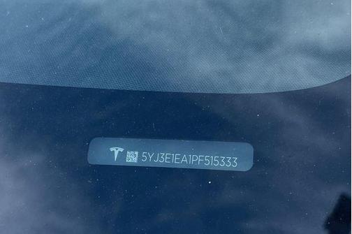 Pearl White Multi-Coat 2023 Tesla Model 3 Standard Range