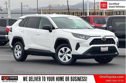 Photo 1 of 33 of 2022 Toyota RAV4 LE