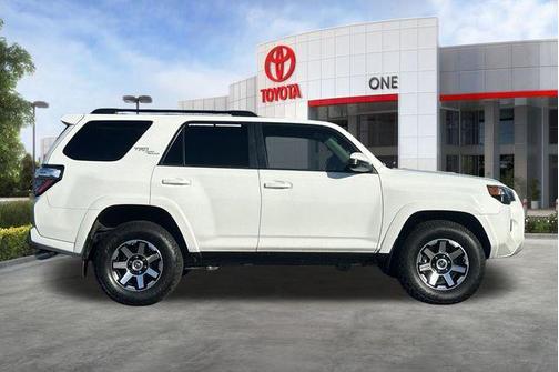 Super White 2020 Toyota 4Runner TRD Off Road
