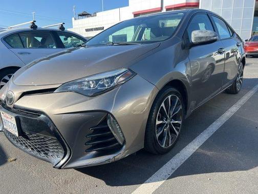 Gray 2019 Toyota Corolla SE