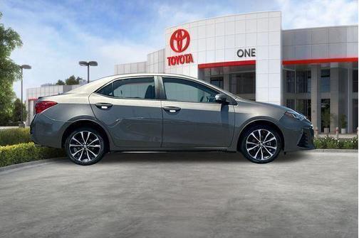 Gray 2019 Toyota Corolla SE