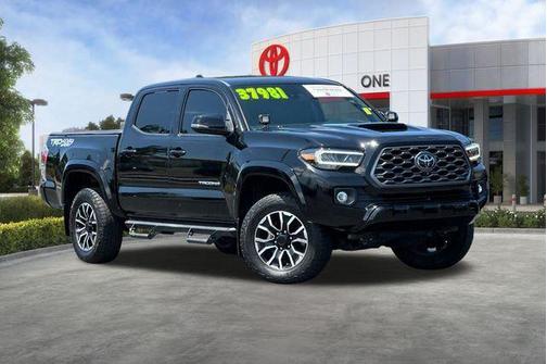Black 2023 Toyota Tacoma TRD Sport