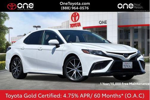 Ice Cap 2023 Toyota Camry SE