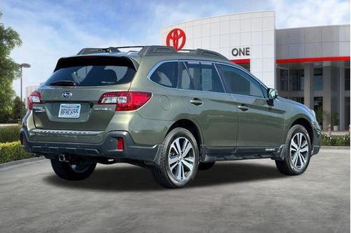 Wilderness Green Metallic 2018 Subaru Outback 2.5i Limited