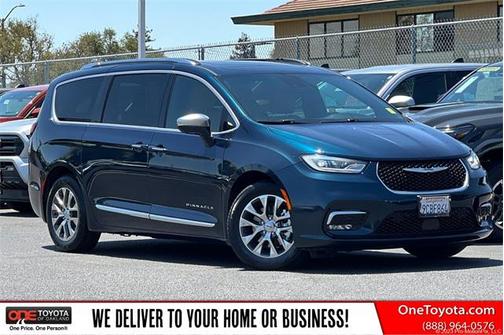 2022 Chrysler Pacifica L