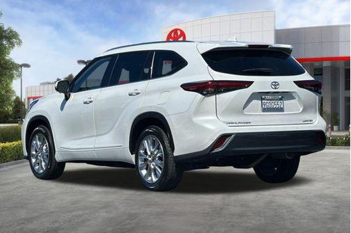 Wind Chill Pearl 2023 Toyota Highlander Limited
