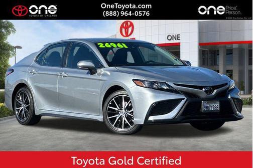 2024 Toyota Camry SE