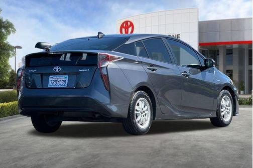 Magnetic Gray Metallic 2016 Toyota Prius Three