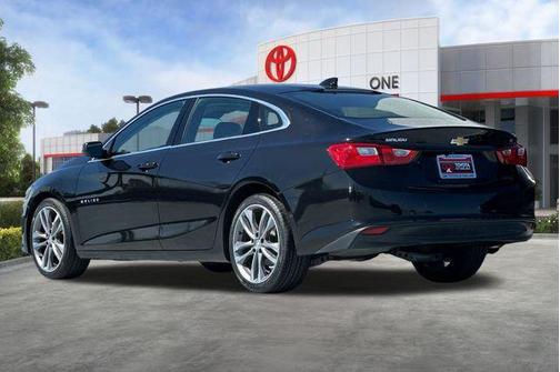 Mosaic Black Metallic 2023 Chevrolet Malibu FWD 1LT