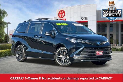 2024 Toyota Sienna Woodland Edition