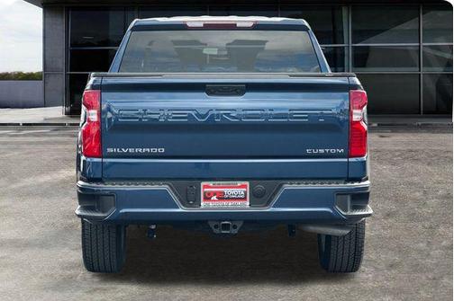 2022 Chevrolet Silverado 1500 Custom