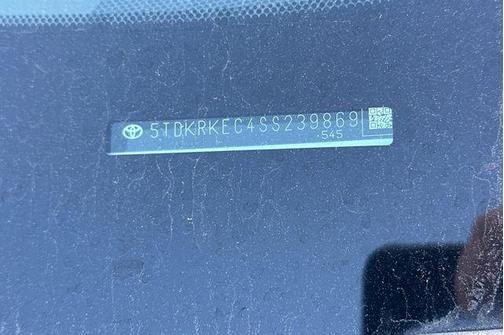 2025 Toyota Sienna LE