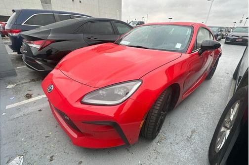 2025 Toyota GR86 Premium