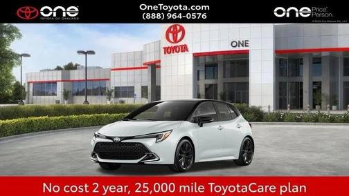 Wind Chill Pearl/Midnight Black Metallic 2026 Toyota Corolla XSE