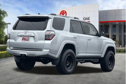 2023 Toyota 4Runner SR5