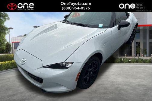 Arctic White 2019 Mazda MX-5 Miata Sport