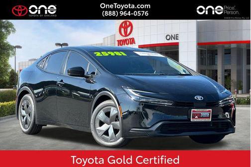 2024 Toyota Prius LE