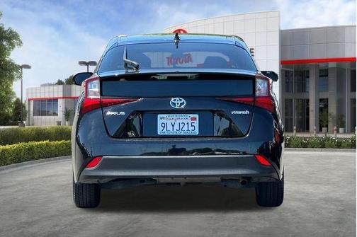 Midnight Black Metallic 2022 Toyota Prius LE