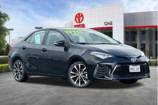Black Sand Pearl 2019 Toyota Corolla SE