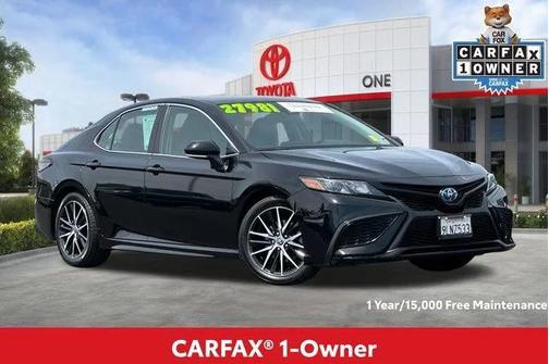 Midnight Black Metallic 2024 Toyota Camry Hybrid SE