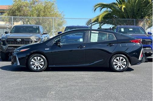 2022 Toyota Prius Prime LE
