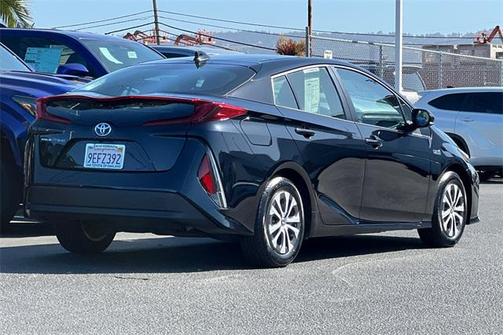 2022 Toyota Prius Prime LE