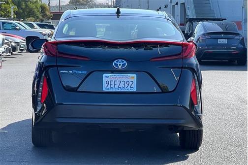 2022 Toyota Prius Prime LE
