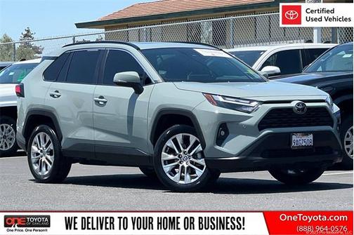 2022 Toyota RAV4 XLE Premium