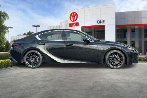 2022 Lexus IS 350 Base