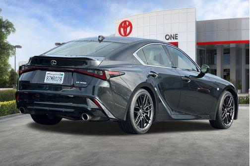 2022 Lexus IS 350 Base