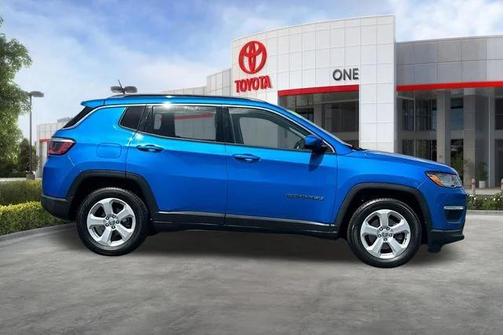 Laser Blue Pearlcoat 2019 Jeep Compass Latitude