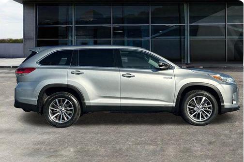 2019 Toyota Highlander Hybrid XLE