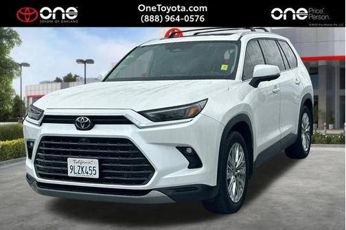 White 2024 Toyota Grand Highlander Platinum
