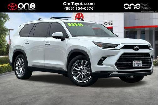 White 2024 Toyota Grand Highlander Platinum