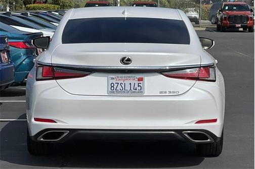 2022 Lexus ES 350 Base