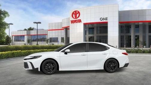 Ice Cap 2026 Toyota Camry SE