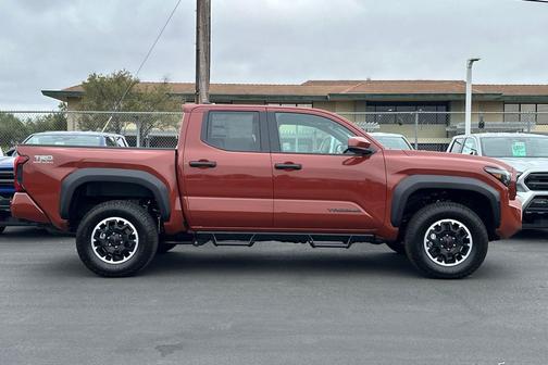 2025 Toyota Tacoma TRD Off Road