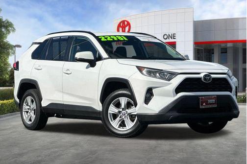 2021 Toyota RAV4 XLE