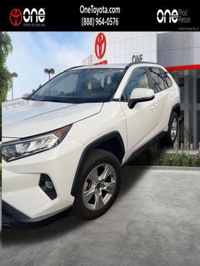 2021 Toyota RAV4 XLE
